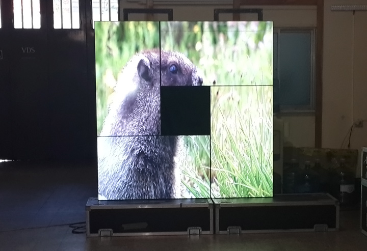 Videowall desestructurado MagicInfo en evento Videowall desestructurado MagicInfo en evento